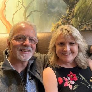 Meet your Posher, Debbie